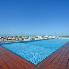 Luxury Apartment Steps From 5th Av Rooftop Pool By Yeah