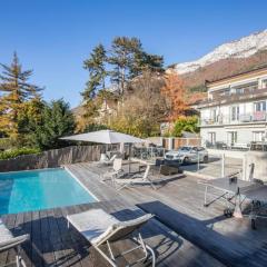 POOL and VIEW, Optez pour ce Luxueux appartement avec vue lac Annecy et PISCINE by LLA Selections