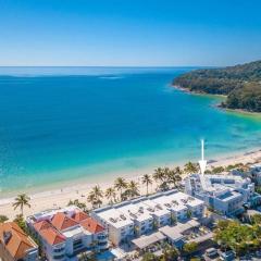 18OB Absolute Beachfront - Noosa Main Beach