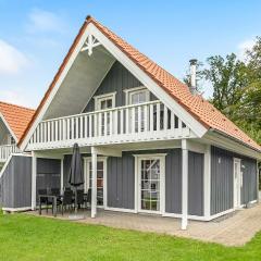 Cozy Home In Gråsten With Kitchen