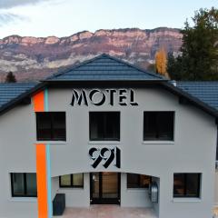 Motel 991