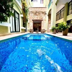 AmazINN Places Casco Viejo Duplex and Pool