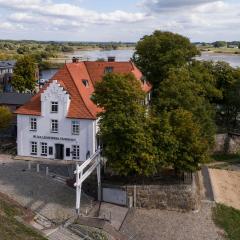 Traditionshaus by Zollenspieker Fährhaus