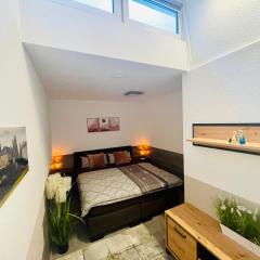 2 Room Galerie Einliegerwohnung in Rheinstetten, Messe Nähe, Rollstuhlfahrer geeignet