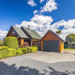 Rakau - National Park Holiday Home