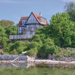 Cozy Apartment In Faaborg With Wifi