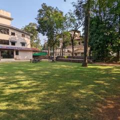 Hotel Mangal Residency Lonavala !! 600 Mts From Lonavala Railway Station !! Couple Friendly !!