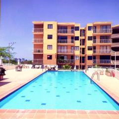 HERMOSO Apartamento con piscina y cerca a PLAYA.