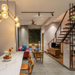 Seven Sands I Oak Wood I Pvt Pool - 2 BHK Duplex