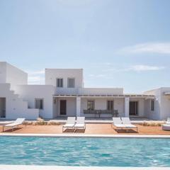 Villa KLAR, on the Outskirts of Naousa , Paros