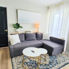 Remodeled 2BD/2BA Condo mins from Universal Studio