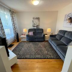 3 Bedrooms cozy comfortable vacation home downtown Gatineau Ottawa near Parliamant and Park