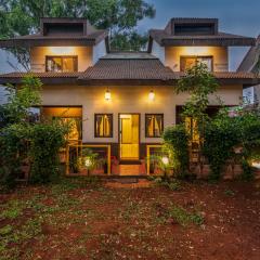 SaffronStays Breeze Over The Valley, Panchgani - pool villa with cosy interiors near Mapro Garden