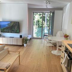 Sunny apartment with forest view