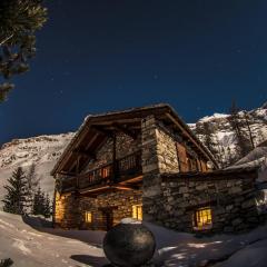 Magnifique Chalet au Calme près des Remontées Mécaniques à Val-d'Isère - FR-1-519-32