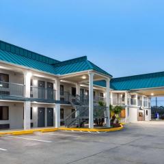 Baymont by Wyndham Biloxi - Ocean Springs