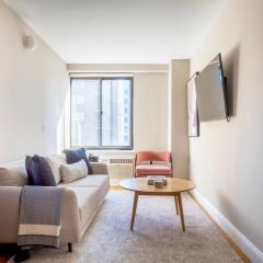 UWS 3br w elevator doorman gym nr Central Park NYC-1002