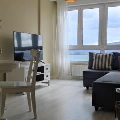 C01A05 Precioso apartamento con vistas al mar