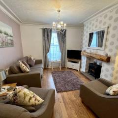 Scoresby Hideaway - Whitby Holiday Home