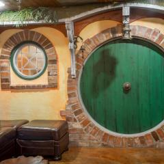 The Hobbit House, Fantasy comes Home!