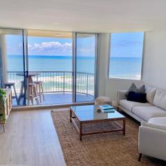 Monterey Lodge - Unit 18, 27 Warne Terrace, Kings Beach Caloundra