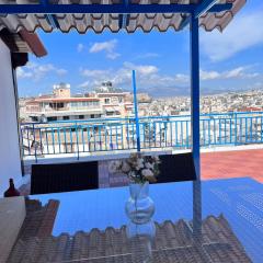 sky inn with great location wonderful Acropolis view in Neos kosmos