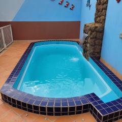 Casa temporada com piscina para 6 pessoas