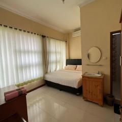 G10 Guest House Near Asia Afrika Bandung