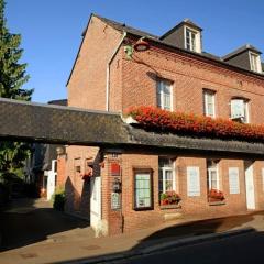 Hôtel Restaurant La Paix La Robe et le Palais