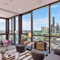 Prime Located Luxe 2 BR Sky Home/Sensational Views