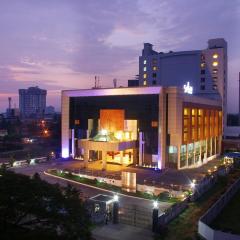 Gokulam Park Hotel & Convention Centre