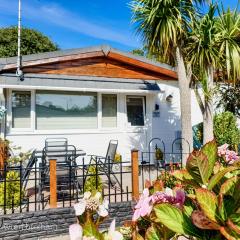 Lucy Lou, charming holiday bungalow in Devon