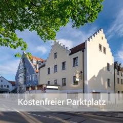 Zur Post Kümmersbruck Hotel & Tiny Houses