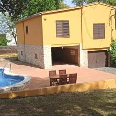 Casa independiente , piscina, naturaleza y relax