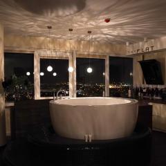 sky FLAT jacuzzi 27 FLOOR