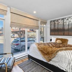 Most Luxurious1Br in town And steps to the Gondola