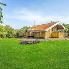 Cozy Home In Allinge With Kitchen