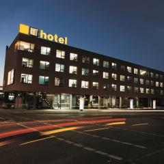 Kult Hotel