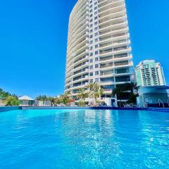 Oceanfront Family Apartment Pool & BBQ