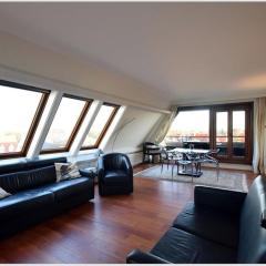 Luxurious penthouse in De Haan with sea view