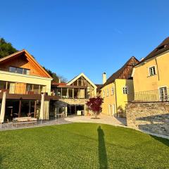 Weingut FJ Gritsch Mauritiushof Apartments