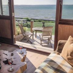 Little Tern, Beachside chalet 6, access to beach