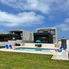 Luxury villas with heated pool & panoramic ocean & valley views