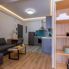 STUDIO 48, COZY APARTMENT IN KALAMATA CITY CENTER