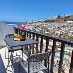 Solaris - Refurbished, Top Floor, Sea Views