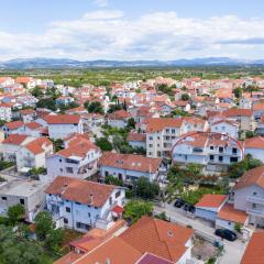 Apartments and rooms with parking space Vodice - 6260