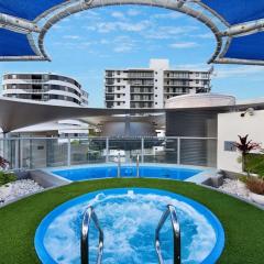 Mooloolaba Beach Club Paradise 2 Bedroom Apartment