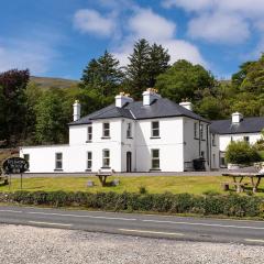 The guest wing at kylemore house