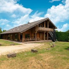 Spacious chalet surrounded by nature in Durbuy