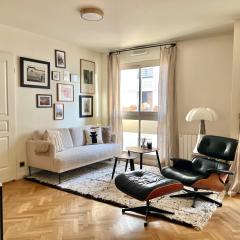 LuxeLevallois chic stay with balcony 800 meters from Paris